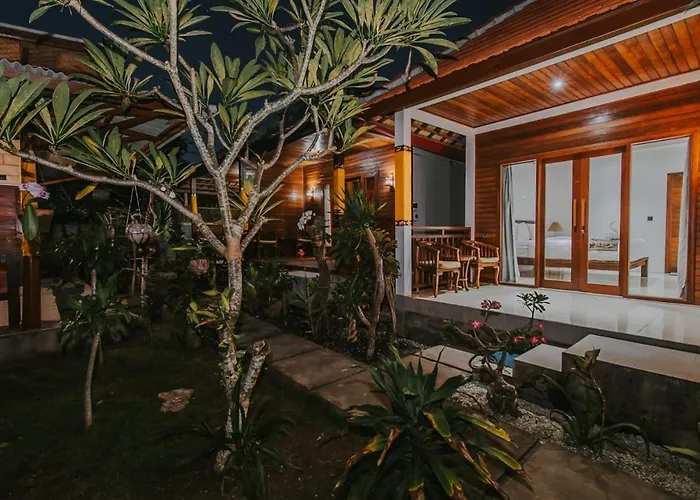 Kubu Semer Badung Nusa Lembongan